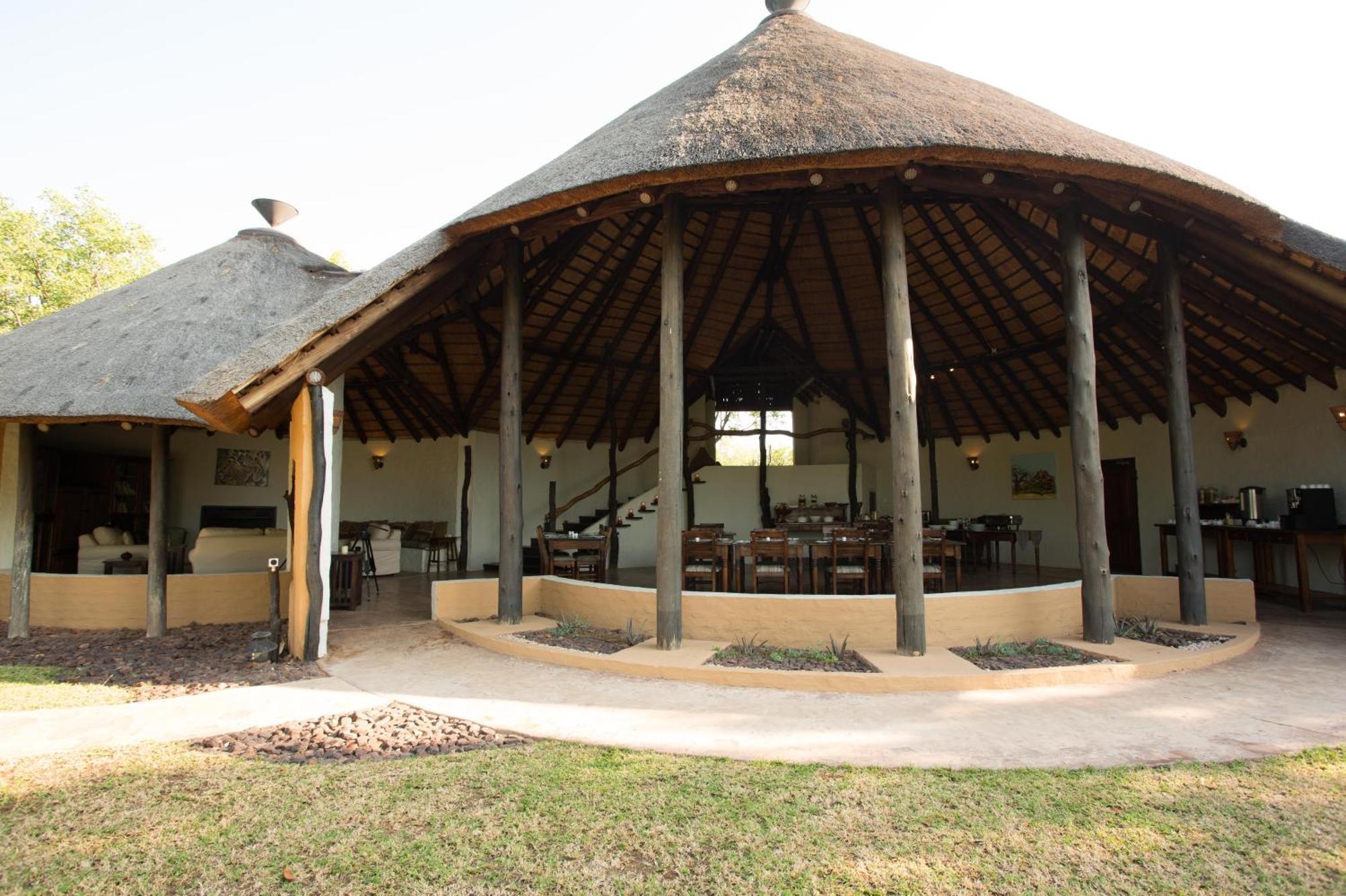 Mopane Bush Lodge Linton Exteriér fotografie