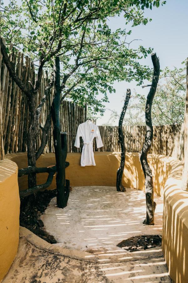 Mopane Bush Lodge Linton Exteriér fotografie